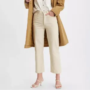 Levi’s Ribcage Straight Ankle Corduroy High Rise Cropped Pants (28)