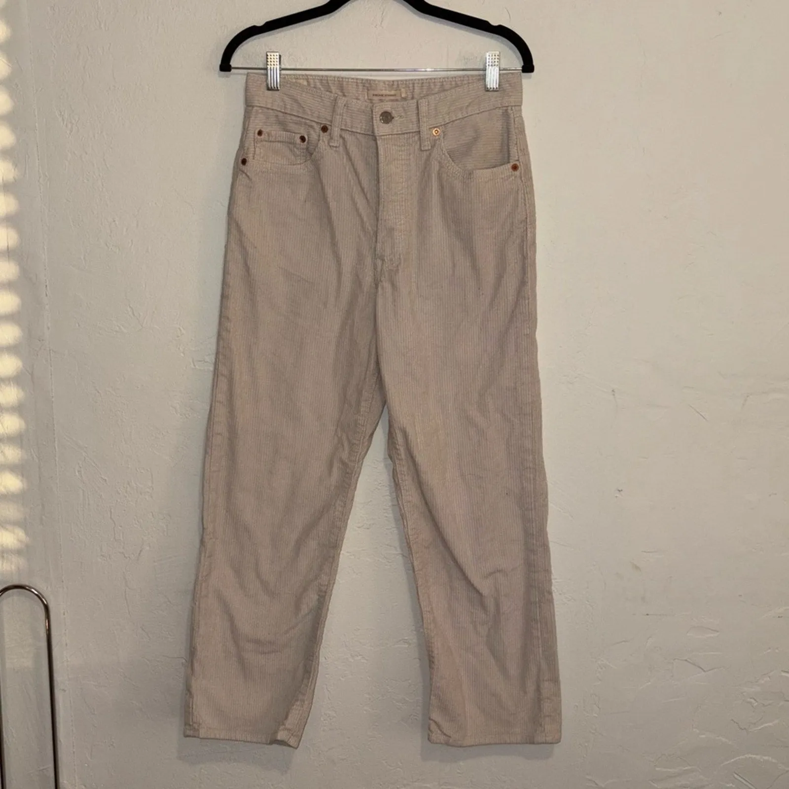 Levi’s Ribcage Straight Ankle Corduroy High Rise Cropped Pants (28)