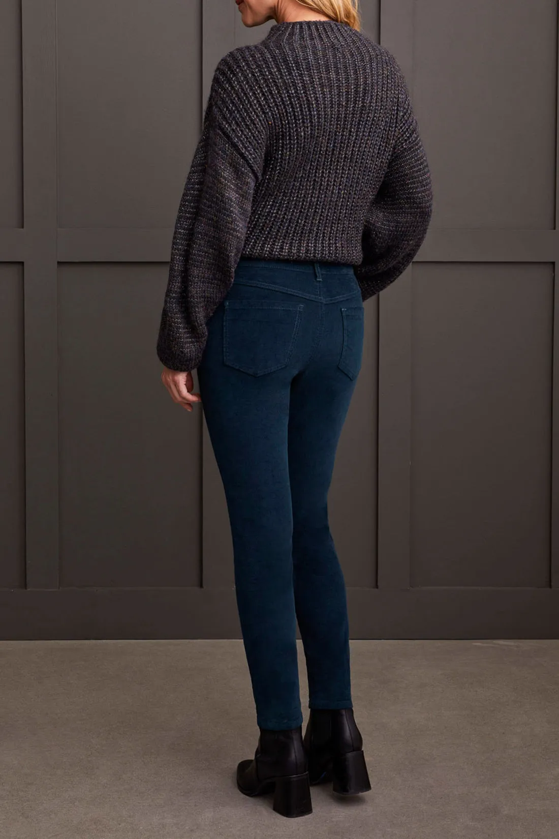 Micro Cord Slim Pant in Alpine Green