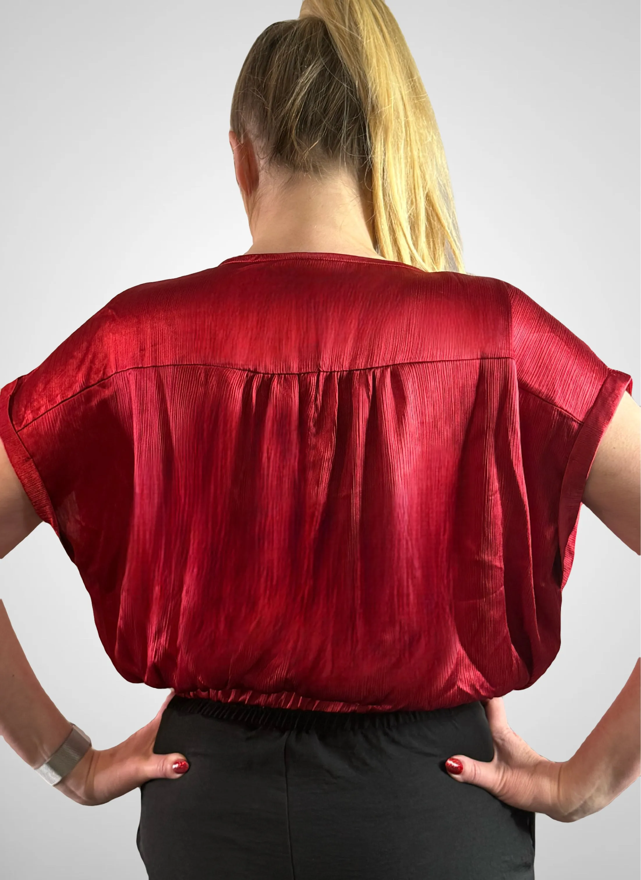 Round Neck Short Sleeve Crop Top