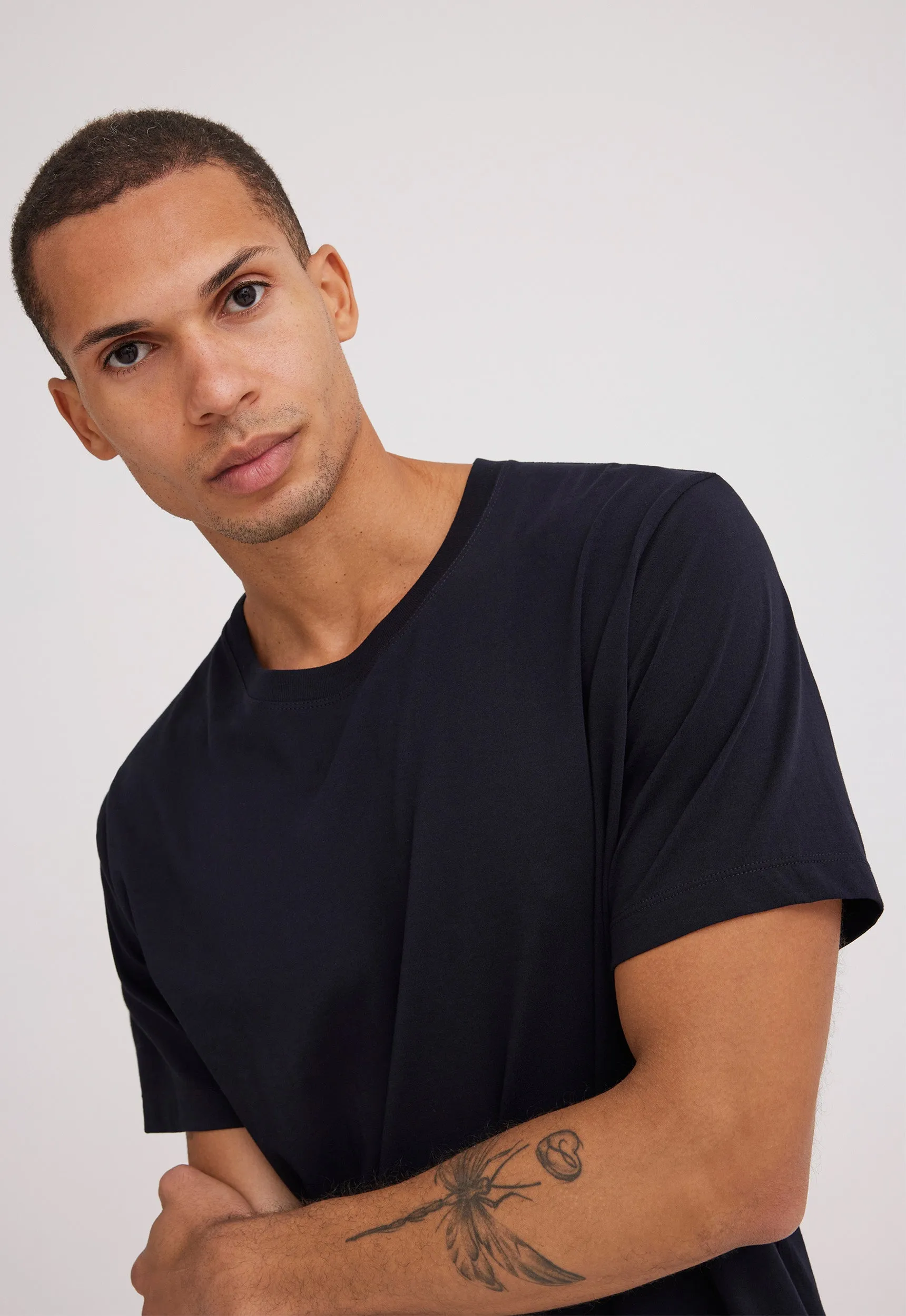 Sans Cotton Tee - Darkest Navy