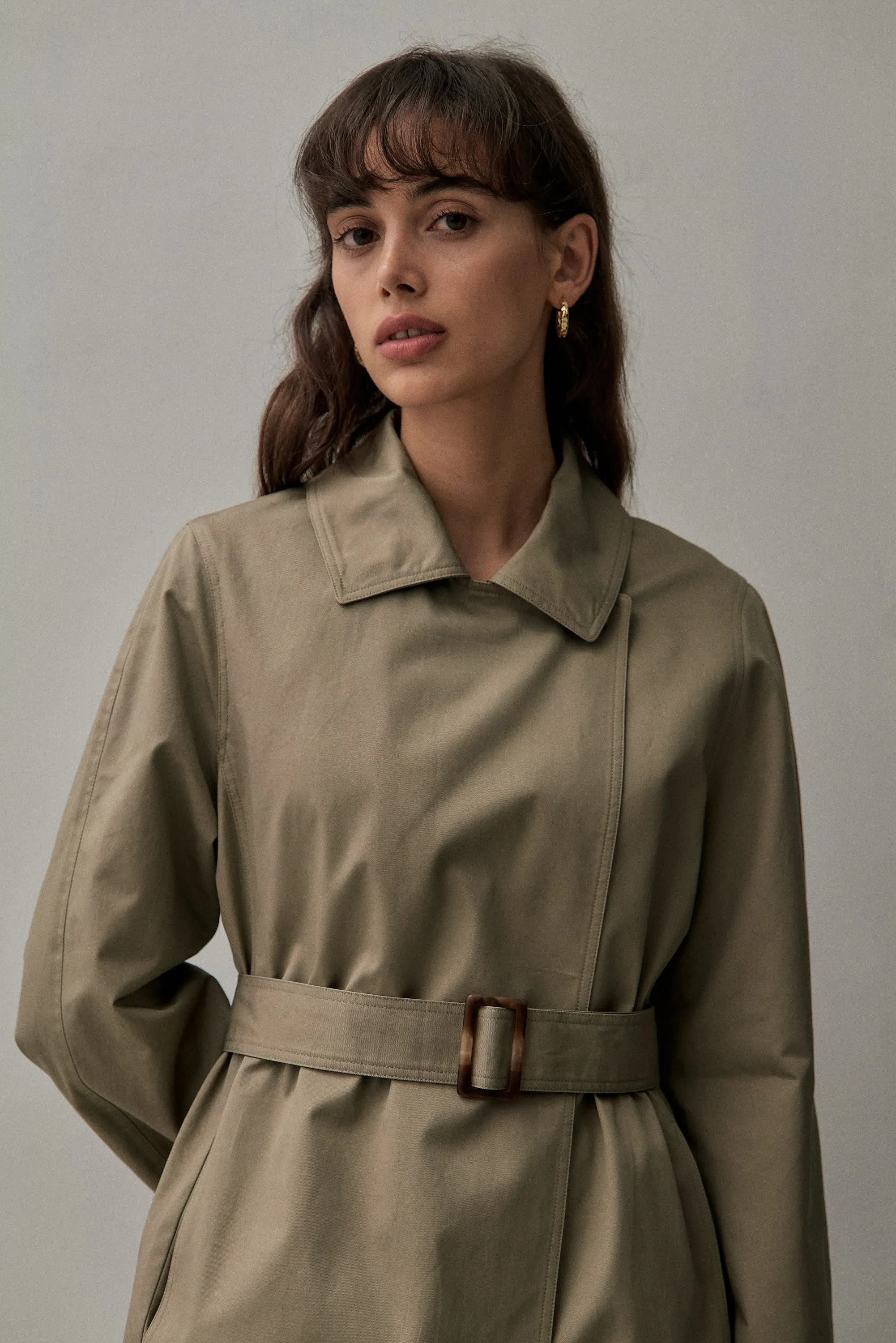 THE TAILORED TRENCH - SAGE GREEN