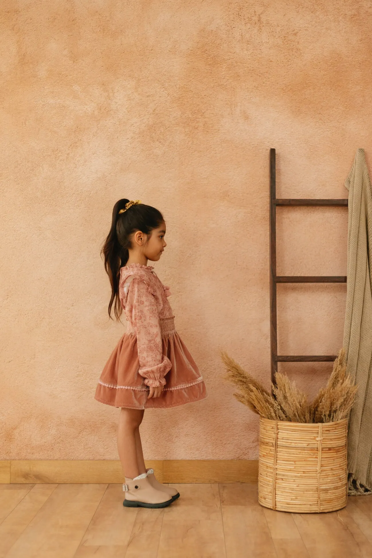 Tina Smocked Elasticated Velvet Girls Skirt - Pink