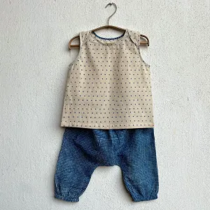 UNISEX ORGANIC ZOO INDIGO RAIDANA JHABLA WITH INDIGO CHECK PANTS