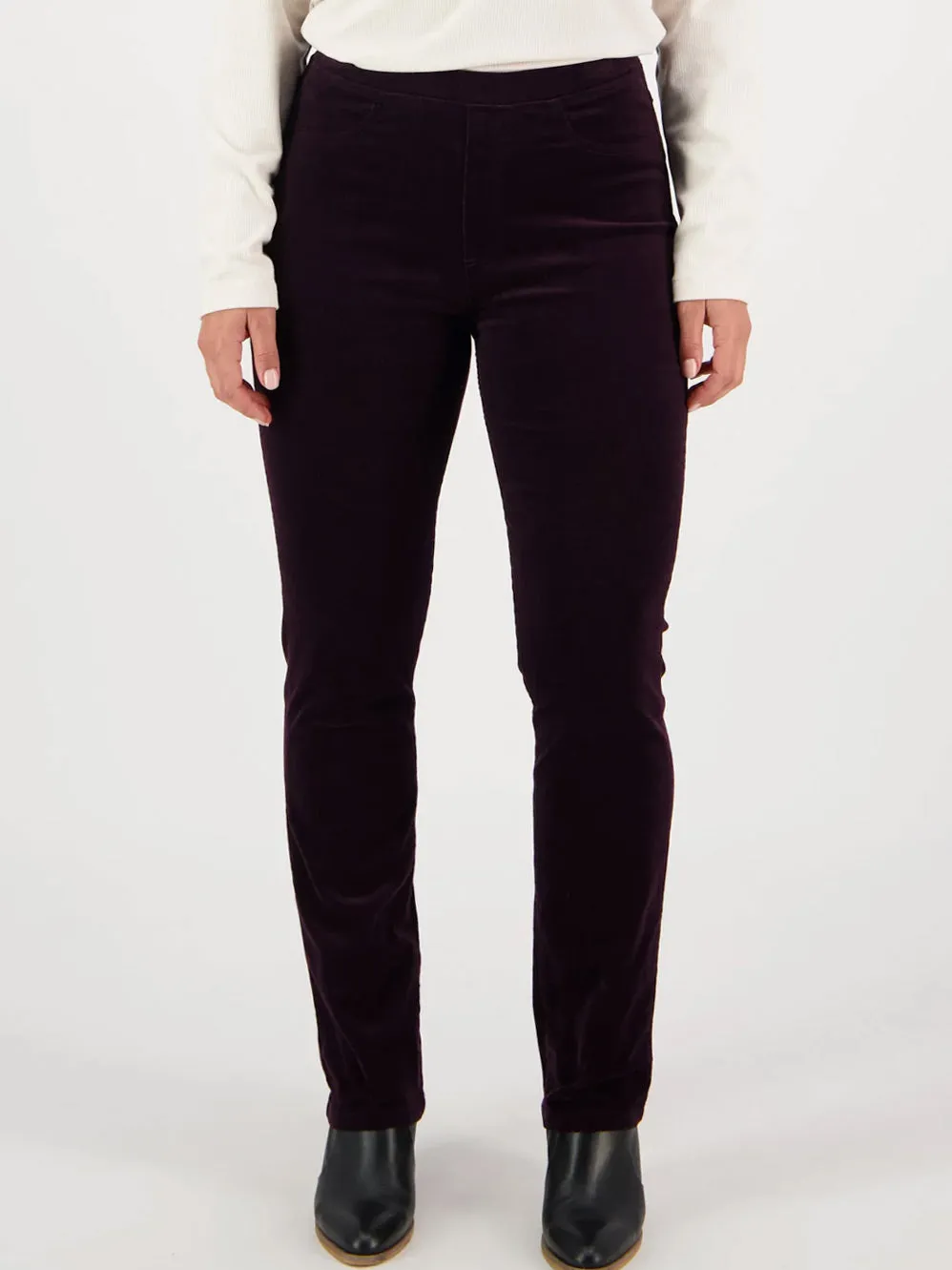 VASSALLI SLIM LEG CORD PULL ON PANT
